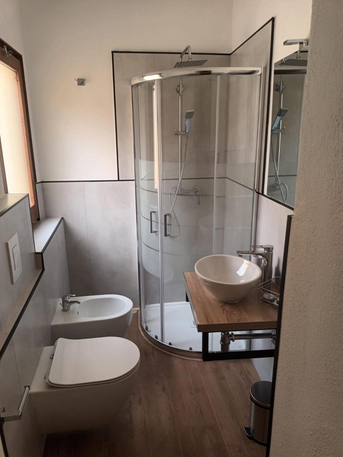 Admiral Appartment Каляри Екстериор снимка